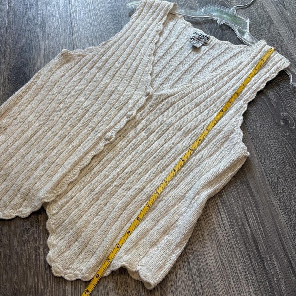 White Ribbed Button-Front Tank Top - Picture 4 of 5